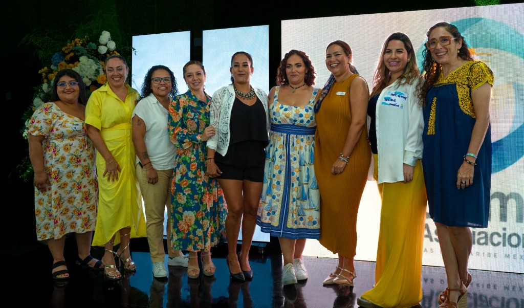 Líderes de la Industria en el Escenario